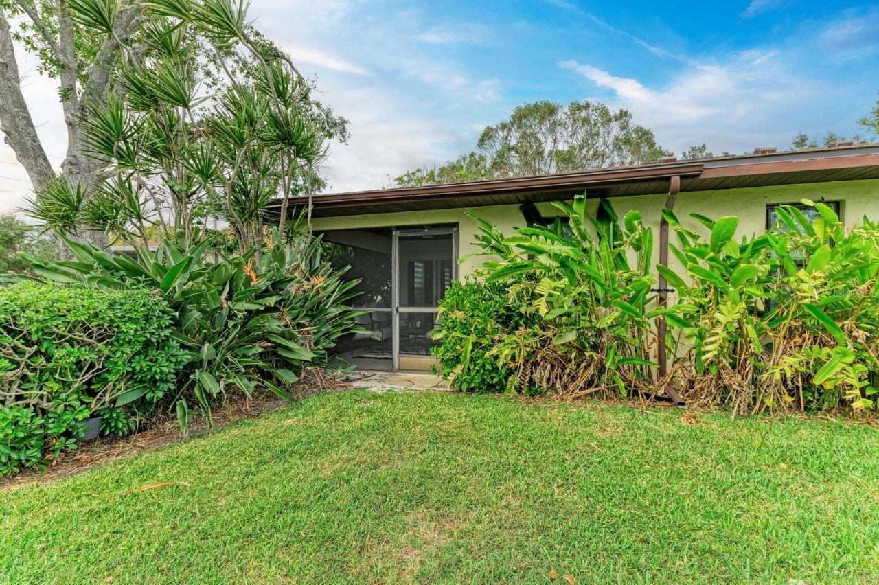 3316 Vivienda Boulevard, Bradenton, FL 34207 Photo