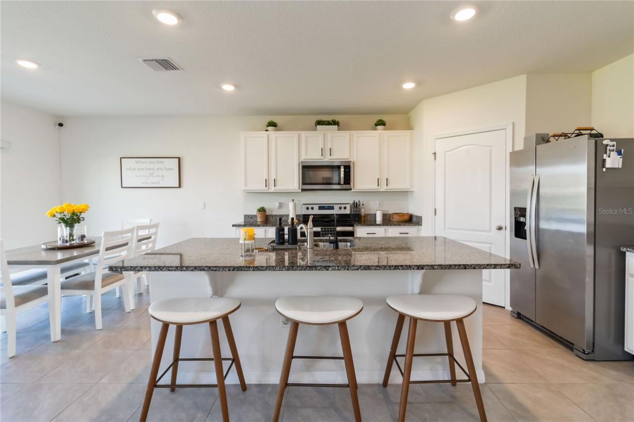 2780 Swooping Sparrow Drive, Saint Cloud, FL 34773 Photo