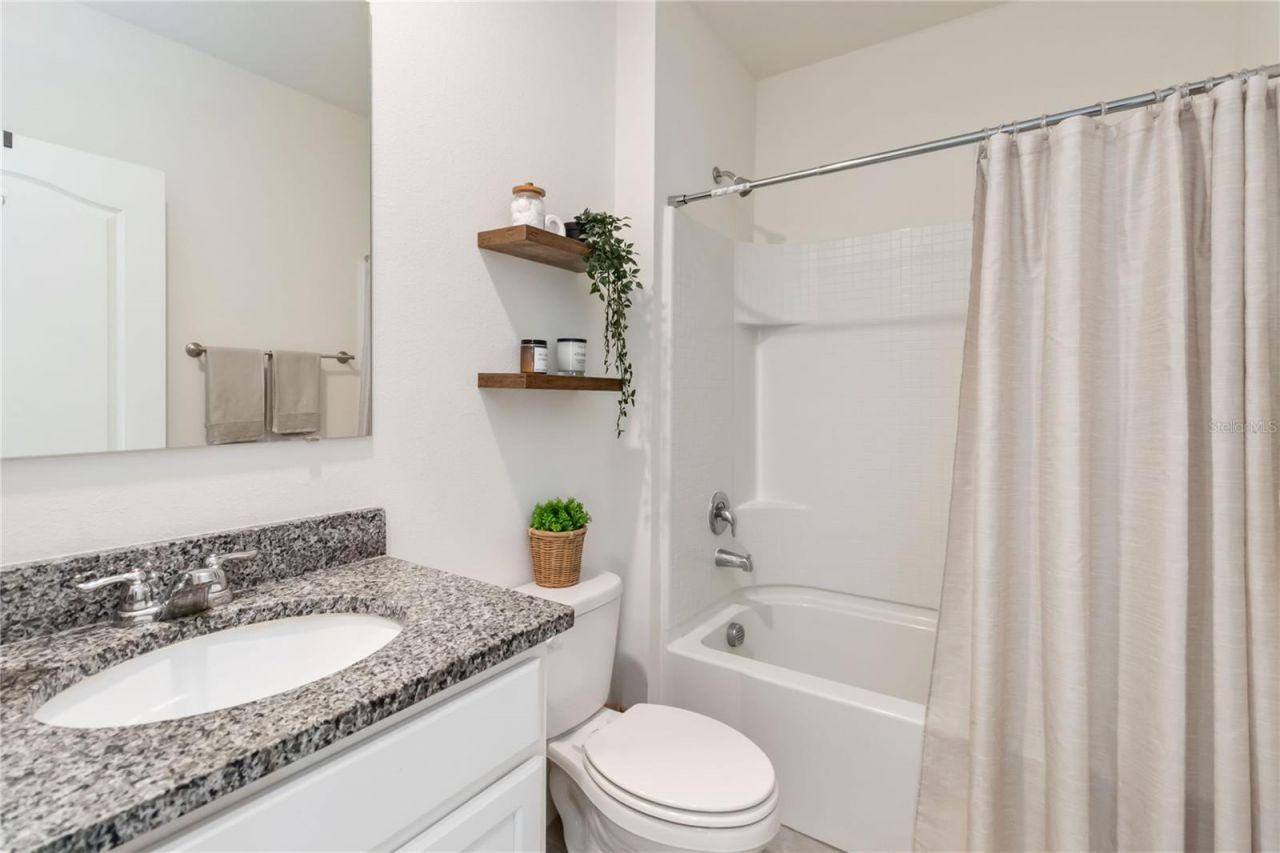 2780 Swooping Sparrow Drive, Saint Cloud, FL 34773 Photo