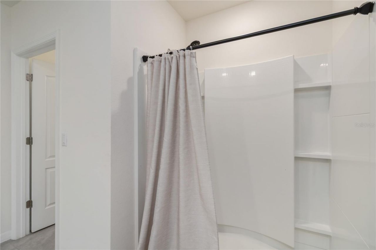 2780 Swooping Sparrow Drive, Saint Cloud, FL 34773 Photo