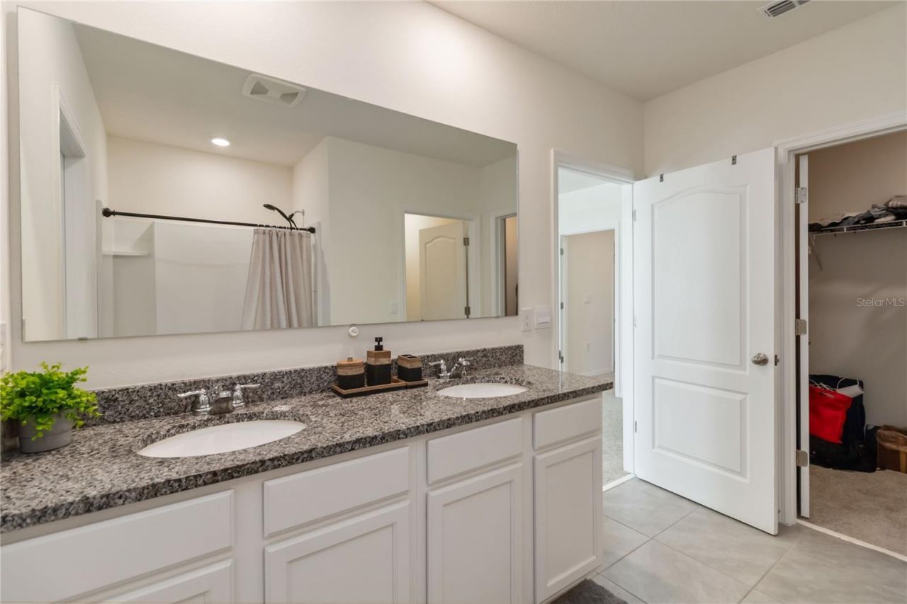 2780 Swooping Sparrow Drive, Saint Cloud, FL 34773 Photo