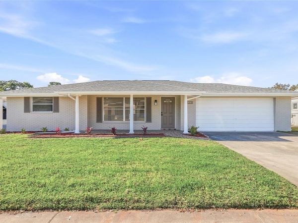 7846 WALLABA LANE , NEW PORT RICHEY, FL 34653