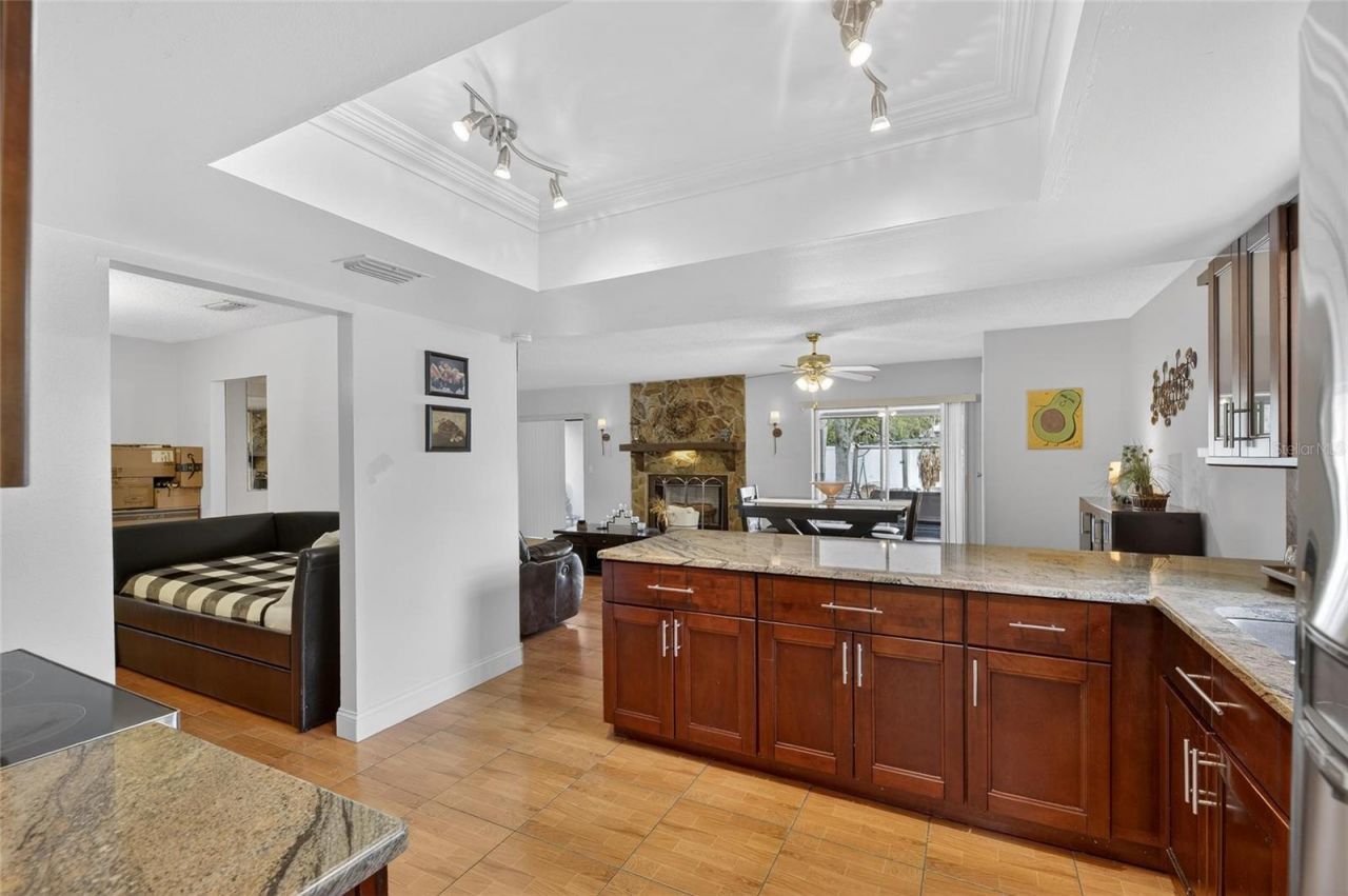 522 Wynnwood Drive, Brandon, FL 33511 Photo