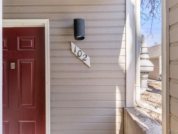 5702 W Asbury Place, Unit 102, Lakewood, CO 80227