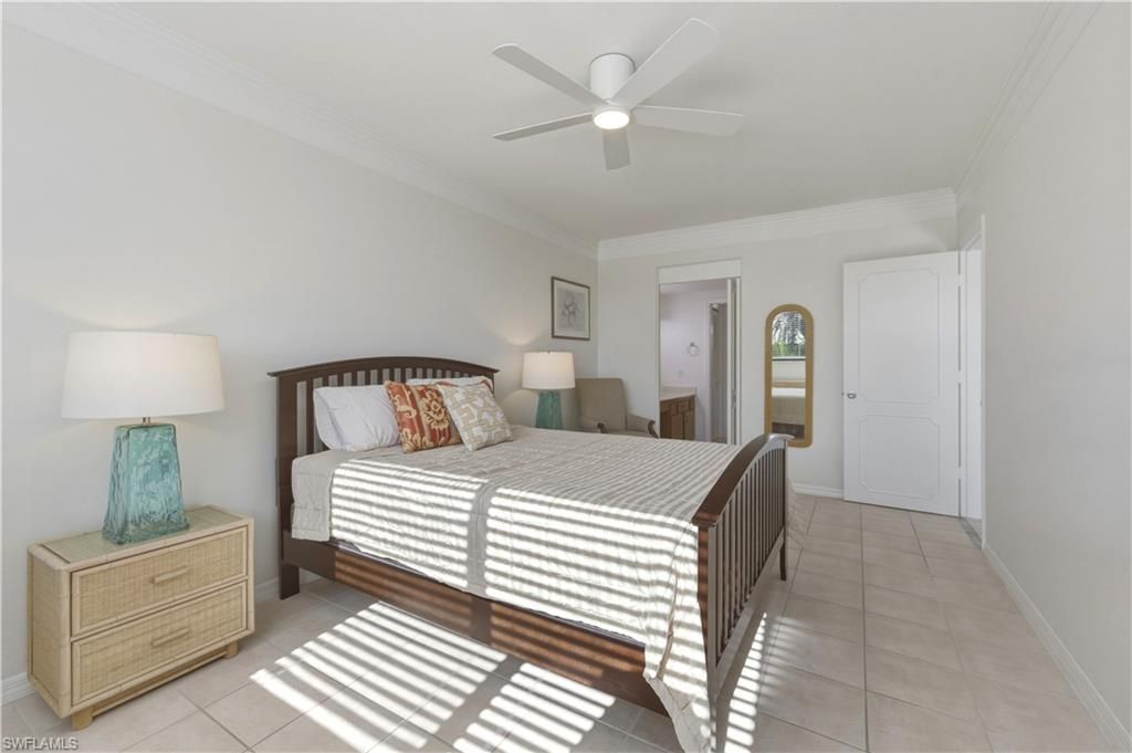 801 River Point Dr, Unit 303A, Naples, FL 34102 Photo