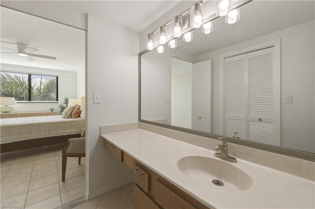 801 River Point Dr, Unit 303A, Naples, FL 34102 Photo