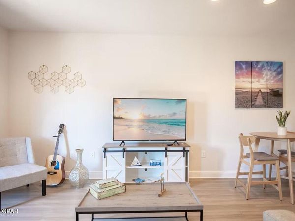 1887 Pointe Drive , Panama City Beach, FL 32407