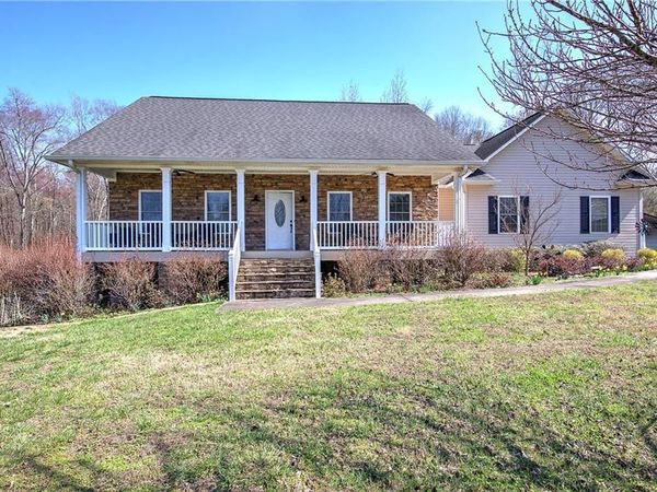 1005 Harmony Road, Silver Creek, GA 30173