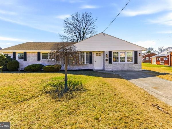 354 MEMORIAL AVENUE, GIBBSTOWN, NJ 08027