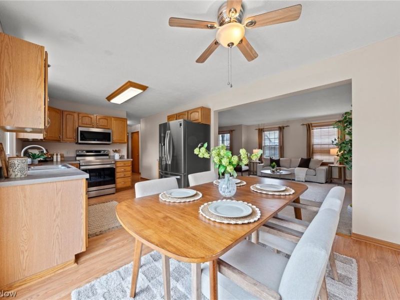 7347 Meadowhaven Drive, Chippewa Lake, OH 44215 Photo 12