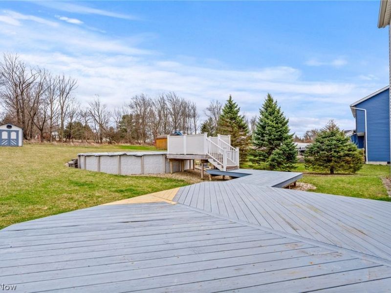 7347 Meadowhaven Drive, Chippewa Lake, OH 44215 Photo 34