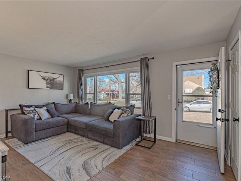 162 Mitchell Street , Barberton, OH 44203 Photo 6