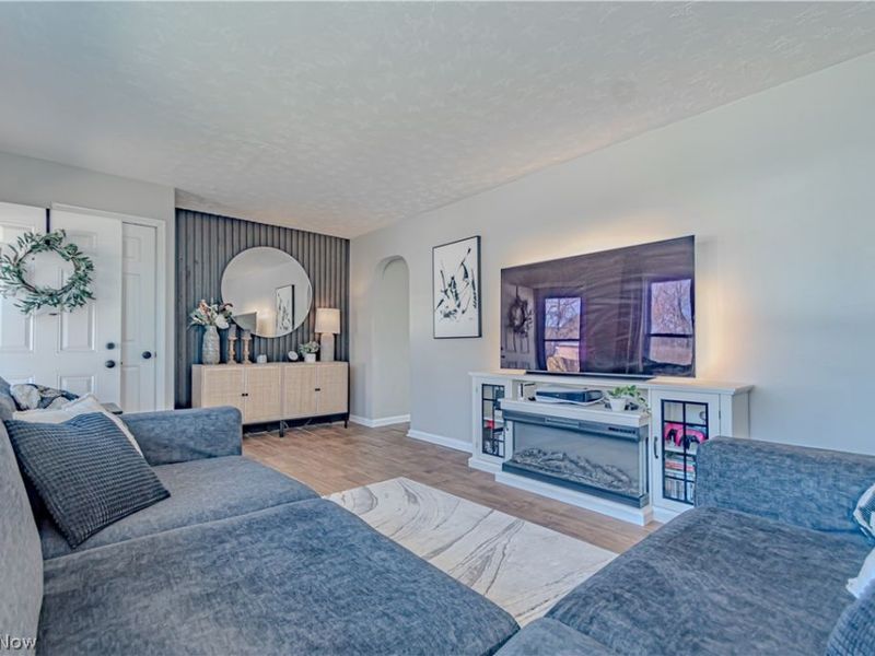 162 Mitchell Street , Barberton, OH 44203 Photo 7