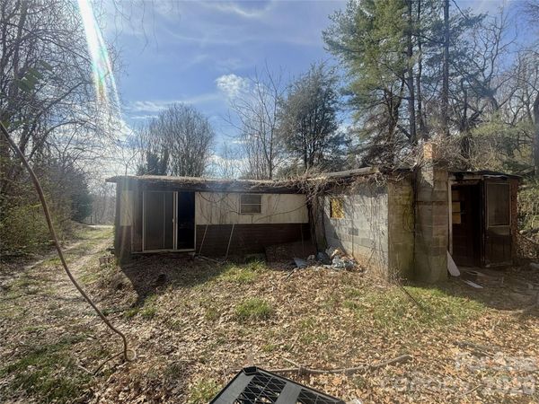 124 Candler Knob Road, Asheville, NC 28806