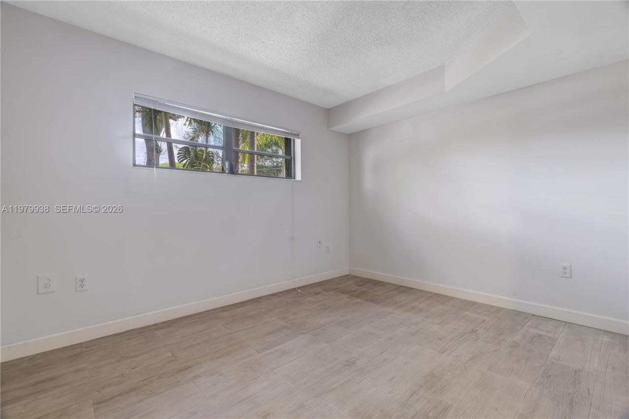 7010 SW 66th Ave, Unit 25, South Miami, FL 33143 Photo