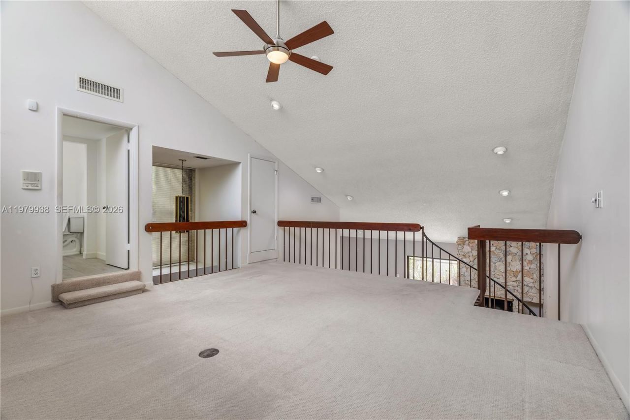 7010 SW 66th Ave , Unit 25, South Miami, FL 33143 Photo