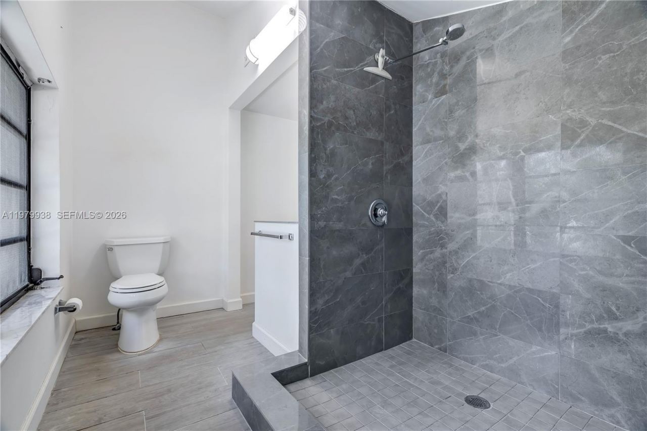 7010 SW 66th Ave, Unit 25, South Miami, FL 33143 Photo