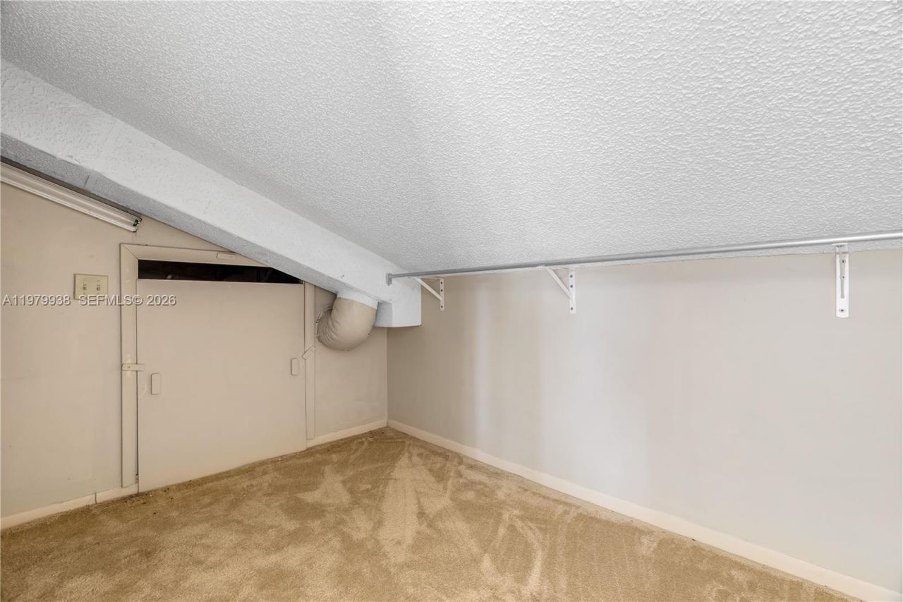 7010 SW 66th Ave, Unit 25, South Miami, FL 33143 Photo