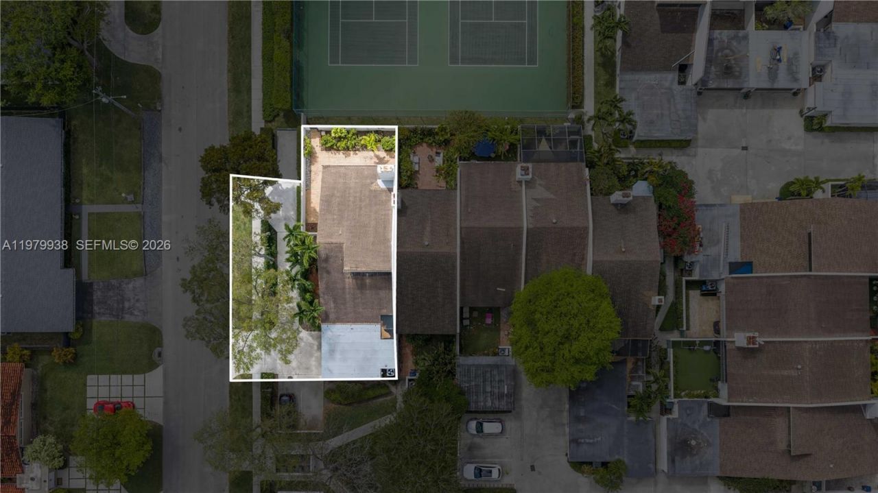 7010 SW 66th Ave , Unit 25, South Miami, FL 33143 Photo