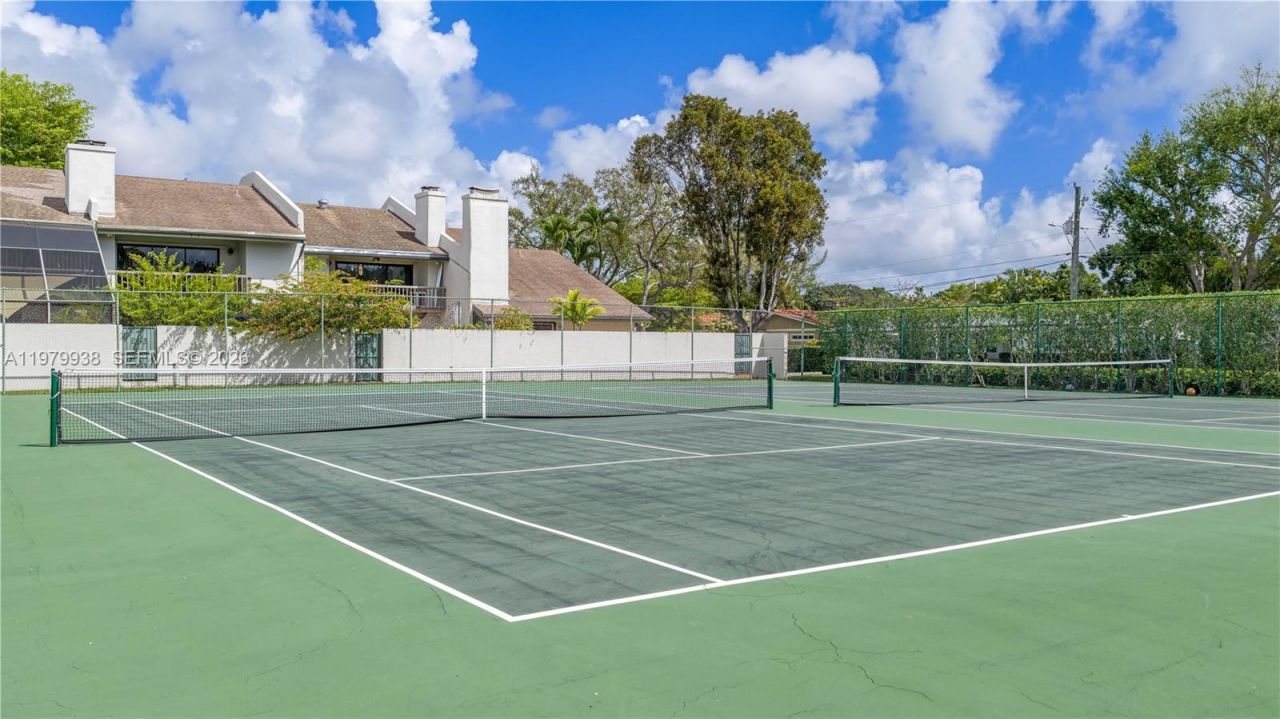 7010 SW 66th Ave, Unit 25, South Miami, FL 33143 Photo