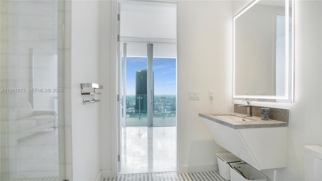 700 NE 26th Ter , Unit 3005, Miami, FL 33137 Photo