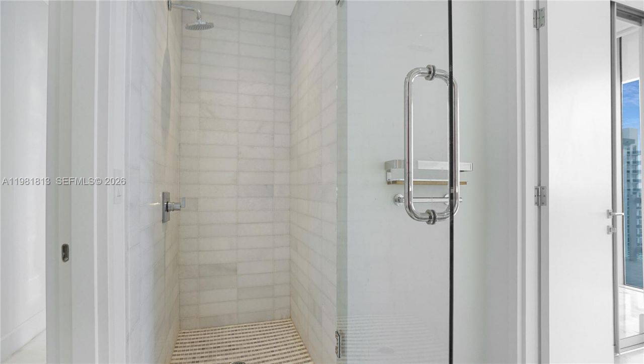 700 NE 26th Ter , Unit 3005, Miami, FL 33137 Photo