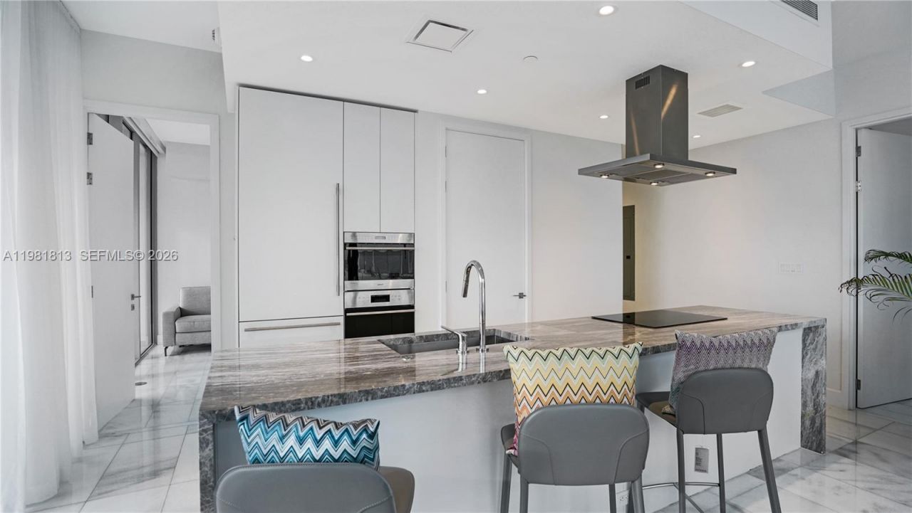 700 NE 26th Ter , Unit 3005, Miami, FL 33137 Photo