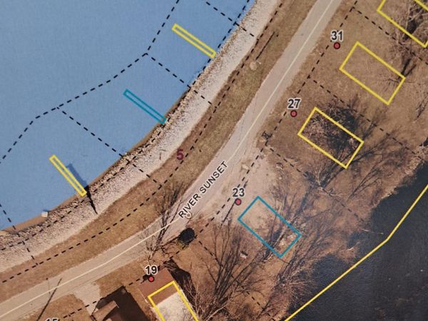 23 River Sunset Blvd. (Unit 4), Fremont, OH 43420