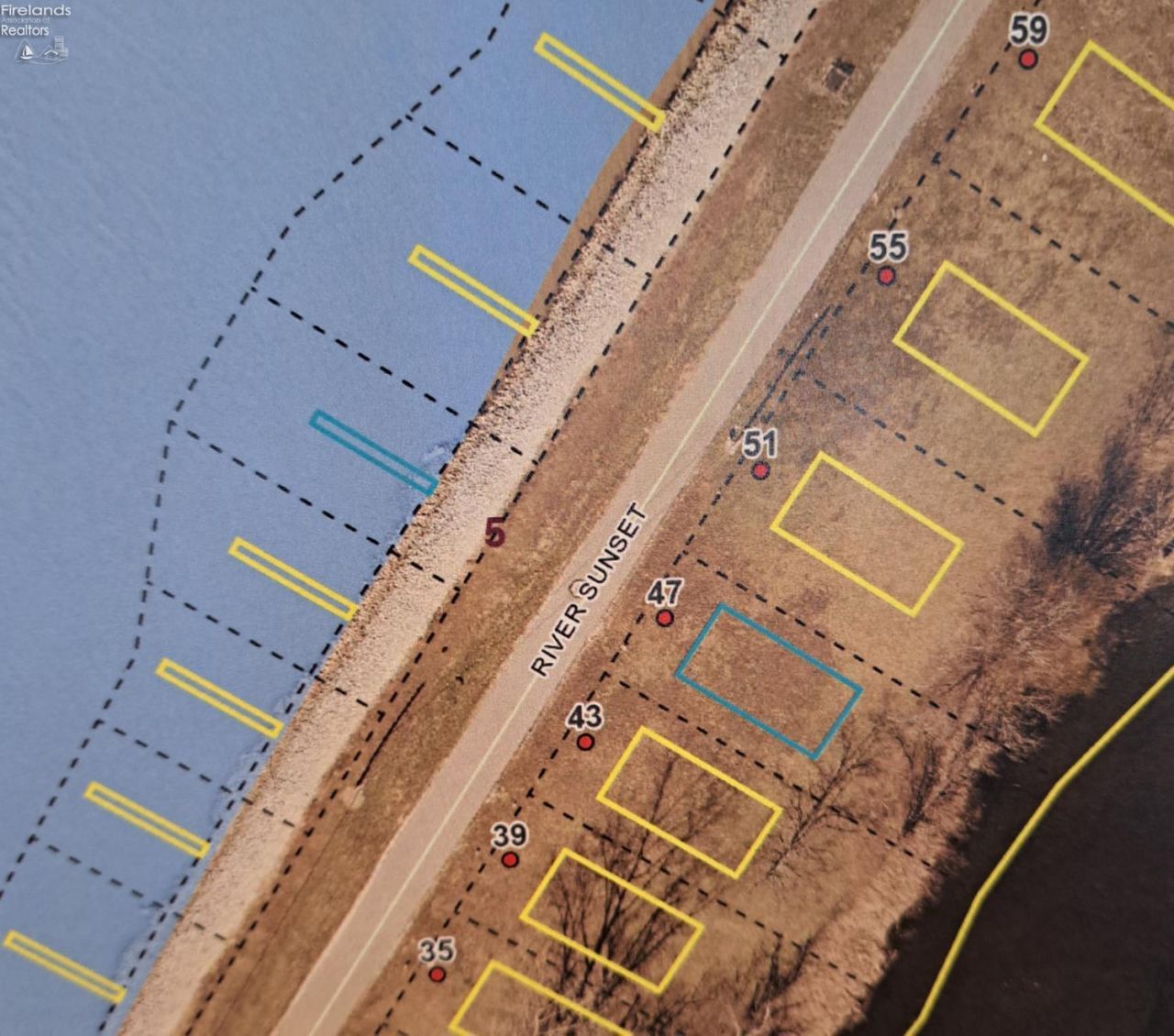 47 River Sunset Blvd. (unit 10), Fremont, OH 43420 Main Photo