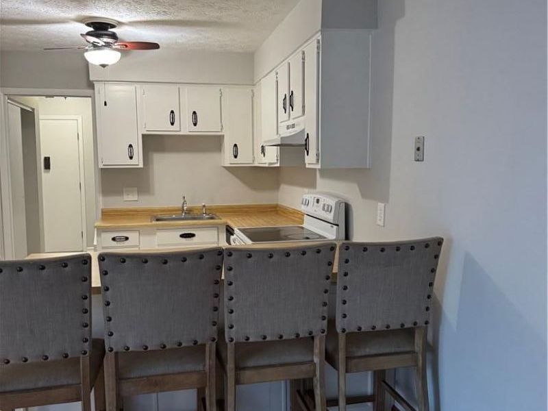 22 Oakwood Court, Springdale, OH 45246 Photo 11