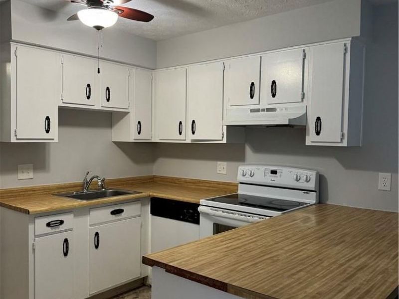 22 Oakwood Court, Springdale, OH 45246 Photo 8