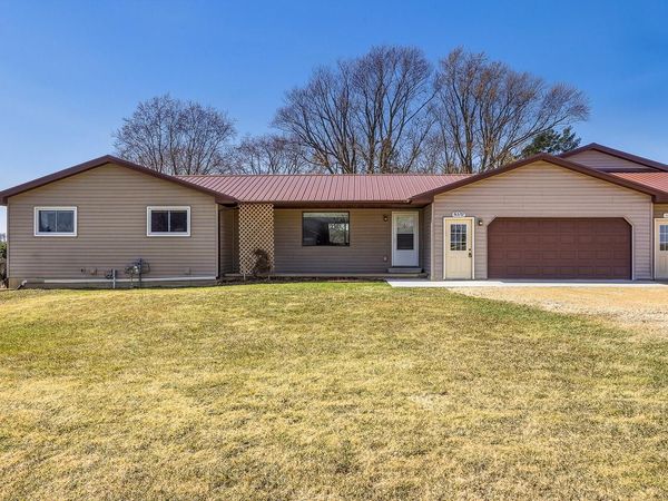 S5707 Meadowview LANE, Viroqua, WI 54665