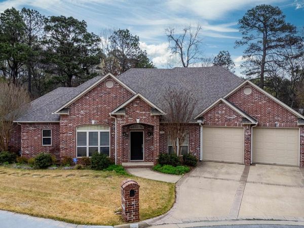 4 Clancy Court, Little Rock, AR 72223