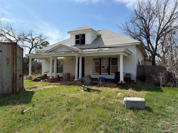 324 Vine Street, Baird, TX 79504