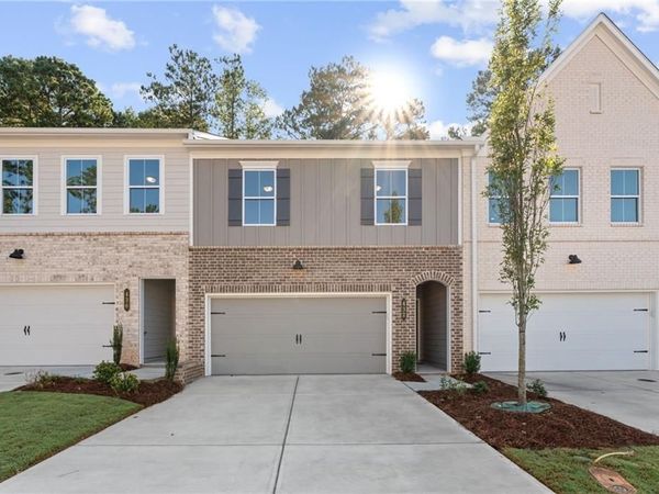 671 Sunstone Lane, Lawrenceville, GA 30043