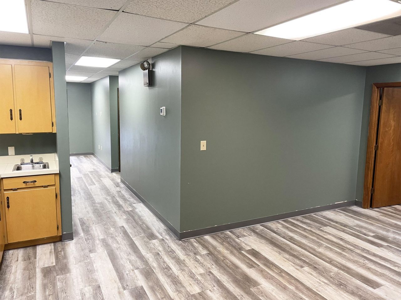 2235 Technical Parkway Photo 6