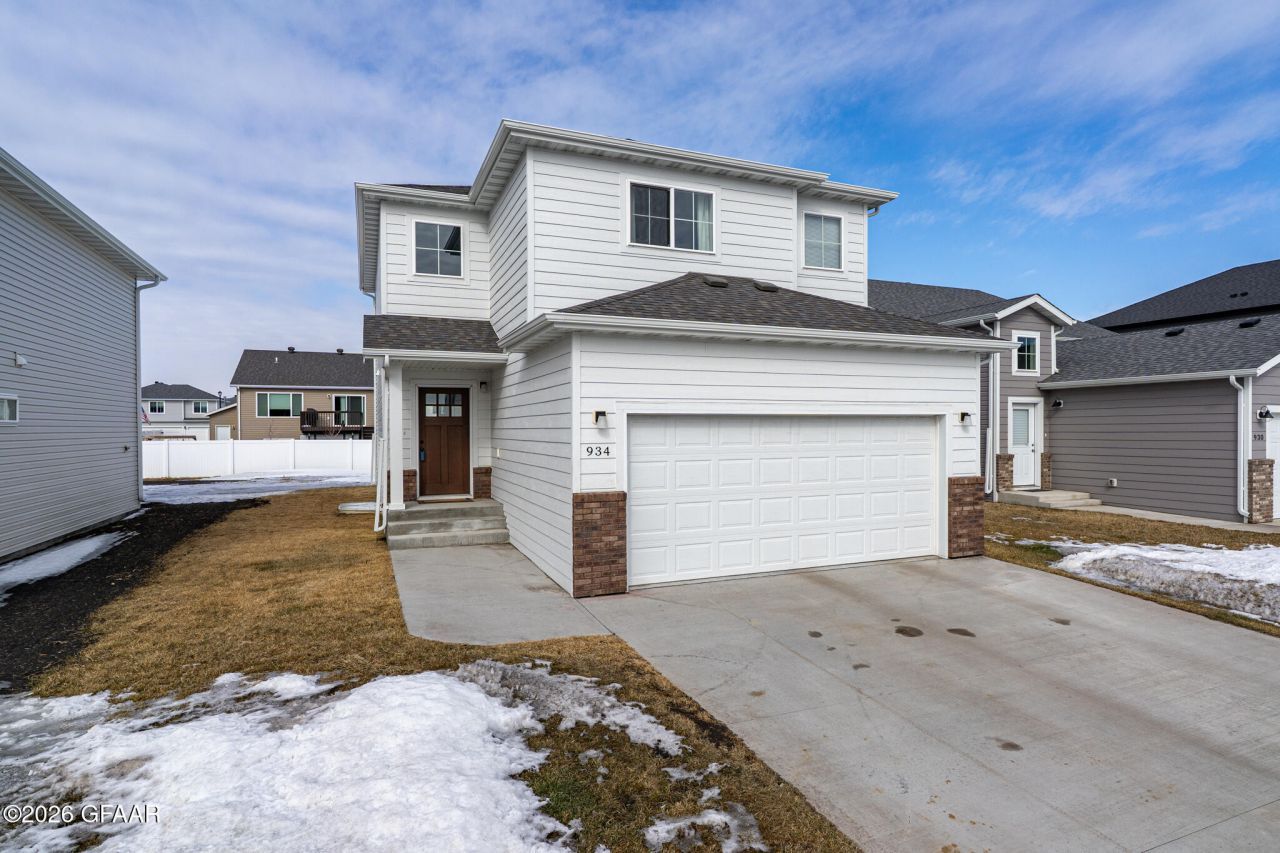 934 DAVID Drive  primary photo