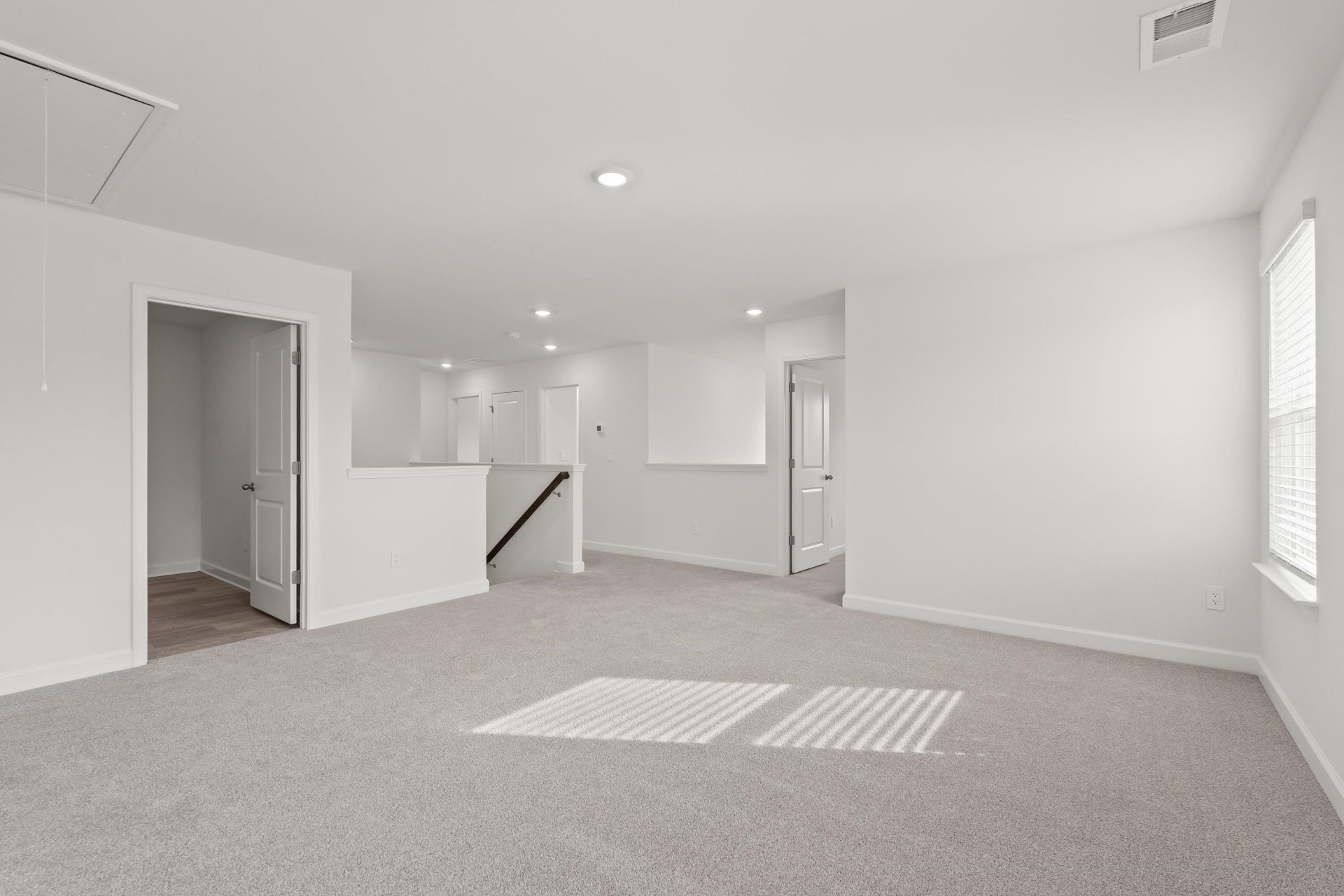 8209 Essence Dr. Photo 17