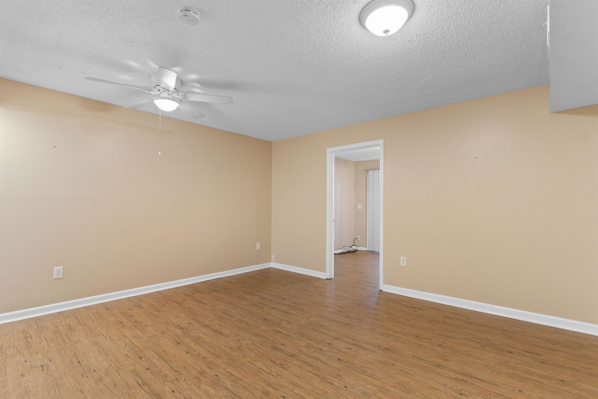 4226 Pinehurst Circle Photo 14