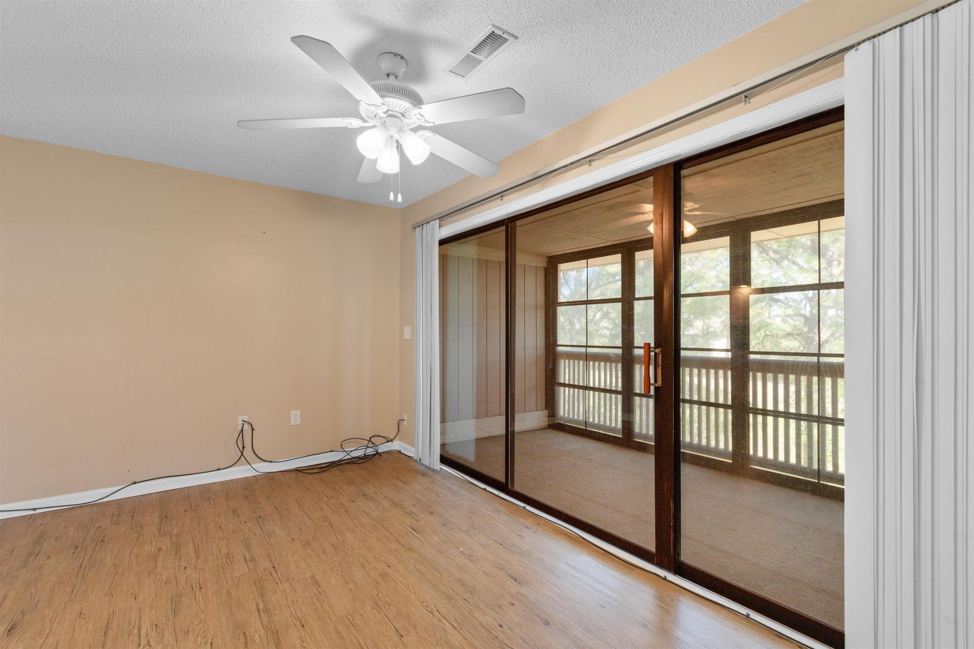 4226 Pinehurst Circle Photo 19