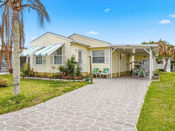 1027 Oriole Circle, Barefoot Bay, FL 32976
