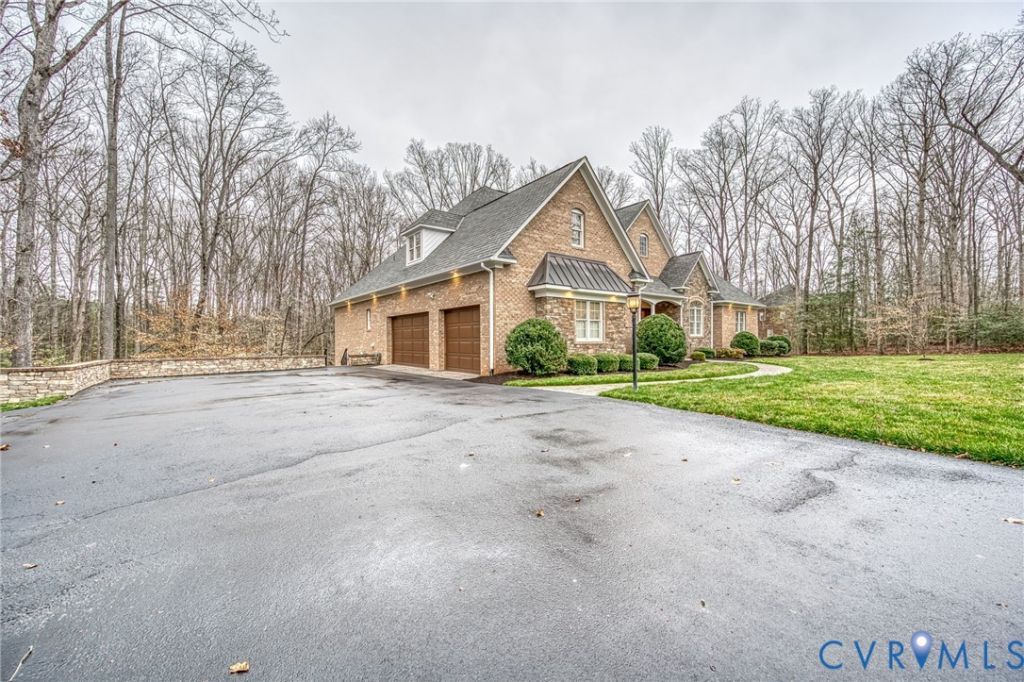 1642 Fallen Timber Trail Powhatan, VA 23139