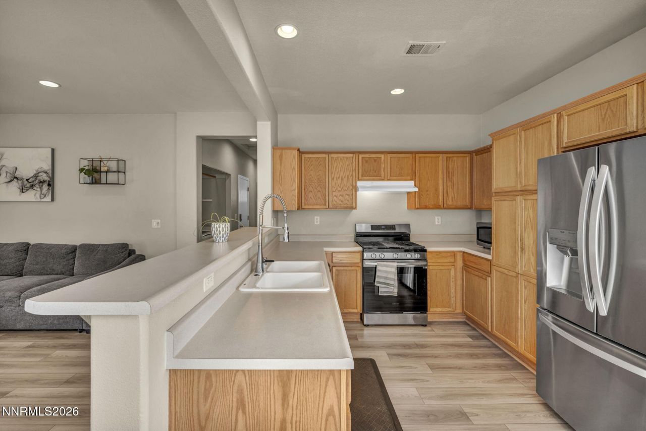 5421 Desert Peach Drive, Sparks, NV 89436 Photo