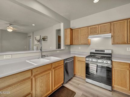 5421 Desert Peach Drive, Sparks, NV 89436 Photo