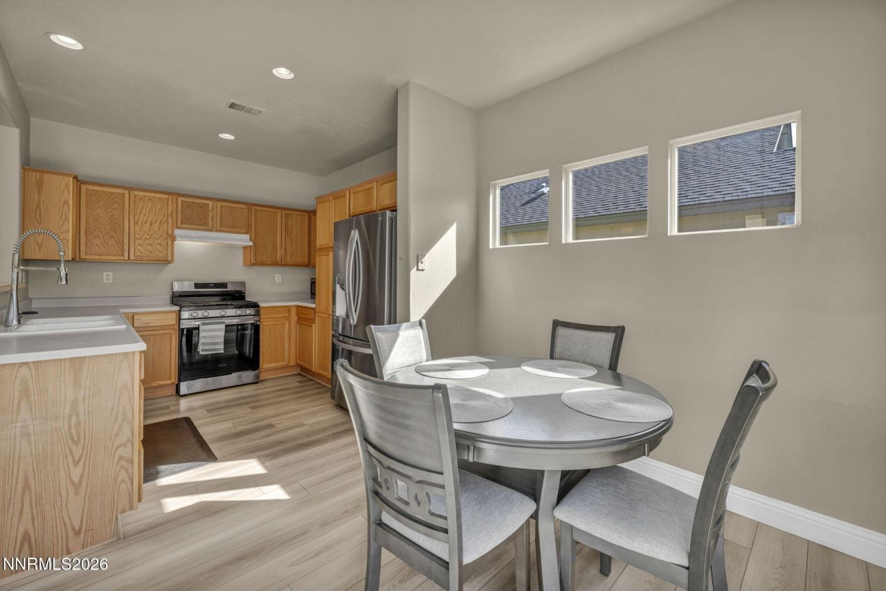 5421 Desert Peach Drive, Sparks, NV 89436 Photo