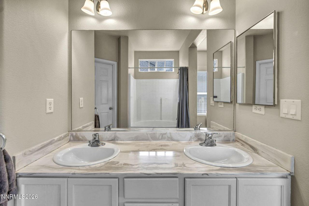 5421 Desert Peach Drive, Sparks, NV 89436 Photo