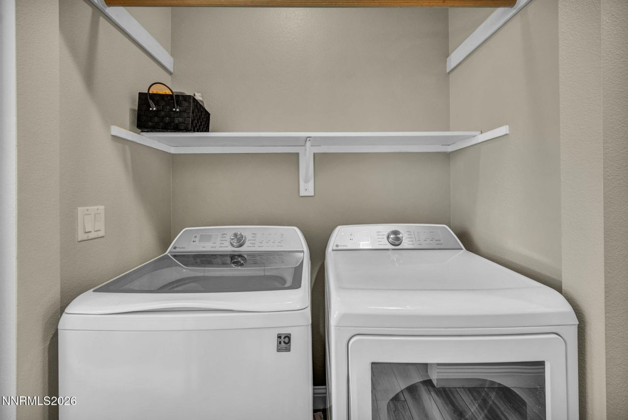 5421 Desert Peach Drive, Sparks, NV 89436 Photo