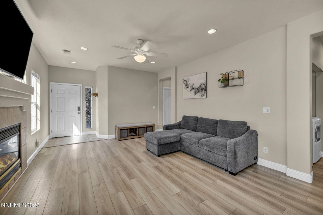 5421 Desert Peach Drive, Sparks, NV 89436 Photo