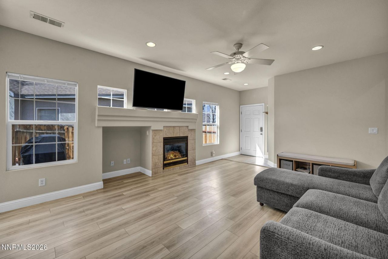 5421 Desert Peach Drive, Sparks, NV 89436 Photo