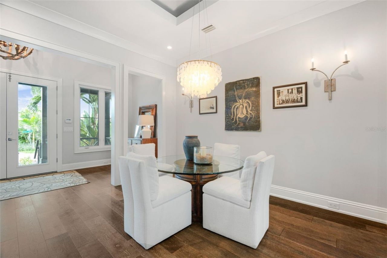 5569 Cape Leyte Drive, Sarasota, FL 34242 Photo